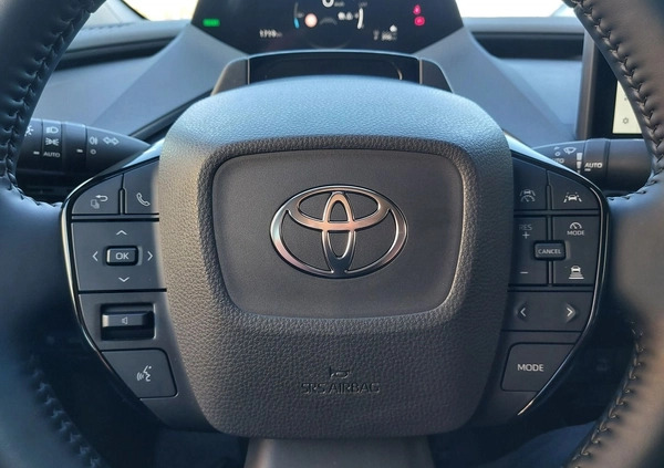 Toyota Prius cena 194400 przebieg: 1710, rok produkcji 2023 z Otmuchów małe 436